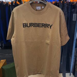 Burberry Unisex T-Shirt – DN608545