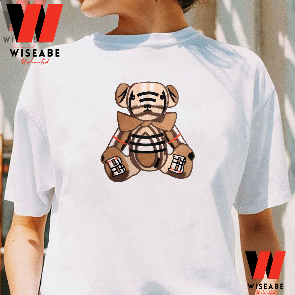 Burberry-Logo-T-Shirt-23.jpg