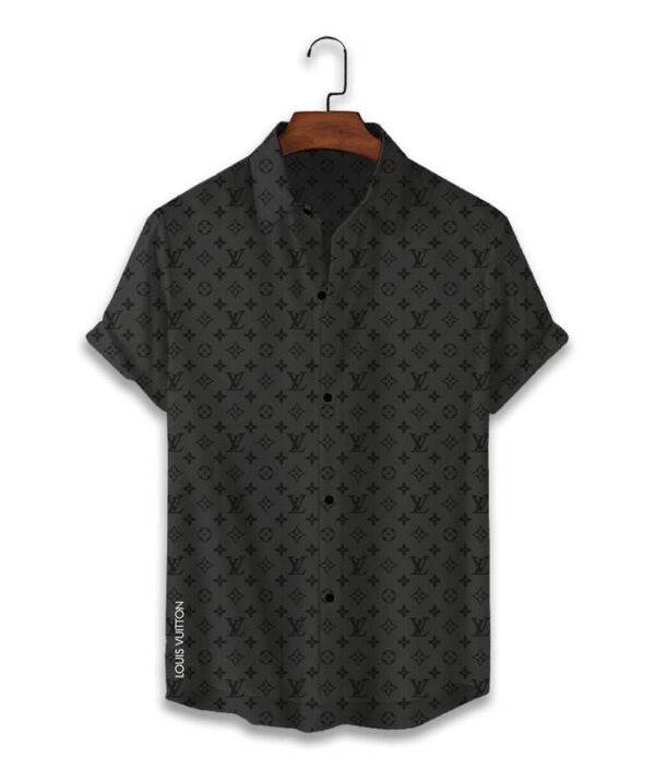 HH02499-shirt-600x704-1.jpg