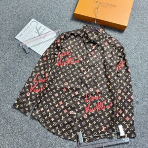 LIMITED 2023 Louis Vuitton LONG SLEEVE BUTTON SHIRT - DN04427