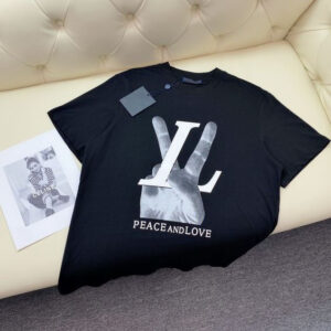 Limited LV Luxury Brand Unisex T-Shirt Gift Hot 2026 PEA31167