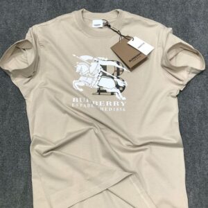 Burberry Unisex T-Shirt – DN607656
