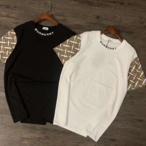 Burberry Unisex T-Shirt – DN607660